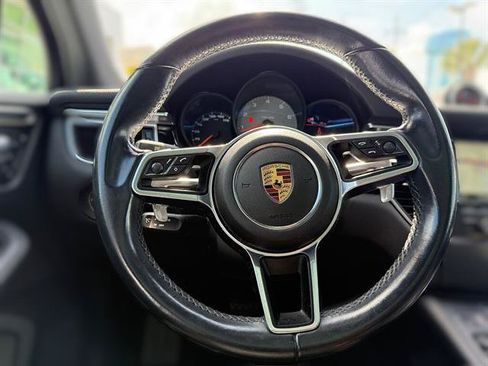 Used 2016 Porsche Macan S AWD/4WD image 14