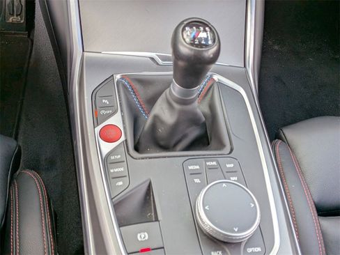 Used 2025 BMW M2 w/ Lighting Package image 11