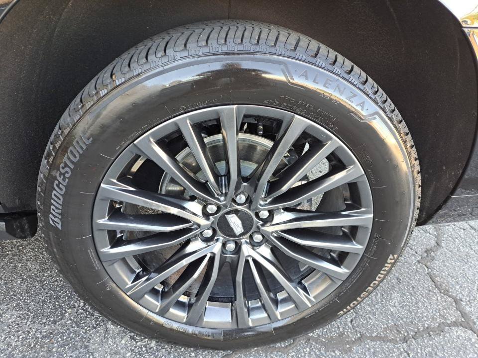 Certified 2025 Cadillac Escalade Sport Platinum w/ LPO, Floor Liner Package AWD/4WD image 20