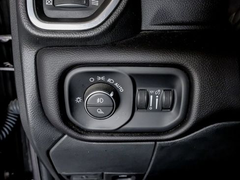 Used 2023 RAM 2500 Laramie AWD/4WD image 25