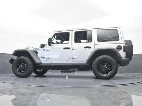 Used 2024 Jeep Wrangler Unlimited image 63
