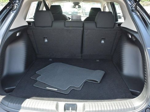 Used 2024 Honda HR-V LX image 16