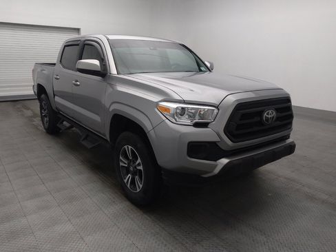 Used 2020 Toyota Tacoma SR w/ SR Convenience Package image 14