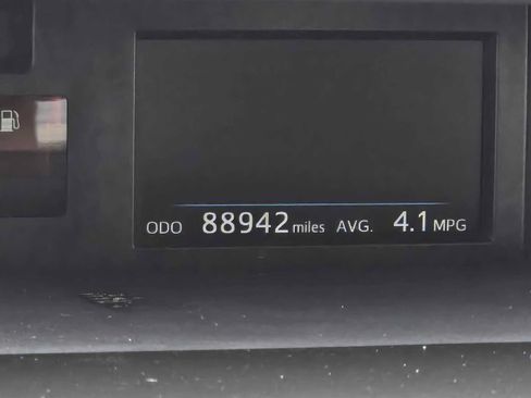 Used 2017 Toyota Prius V Five w/ Advanced Technology Package FWD image 27