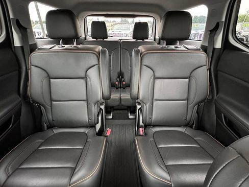 Certified 2021 GMC Acadia AT4 w/ Technology Package AWD/4WD image 28