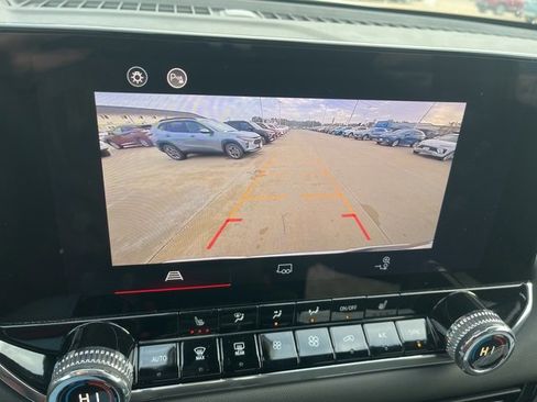 New 2025 GMC Canyon Elevation w/ Convenience Package image 60