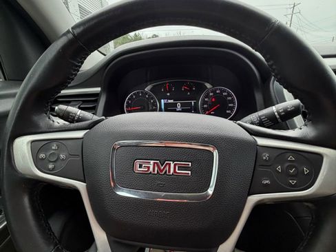 Used 2017 GMC Acadia SLT image 9