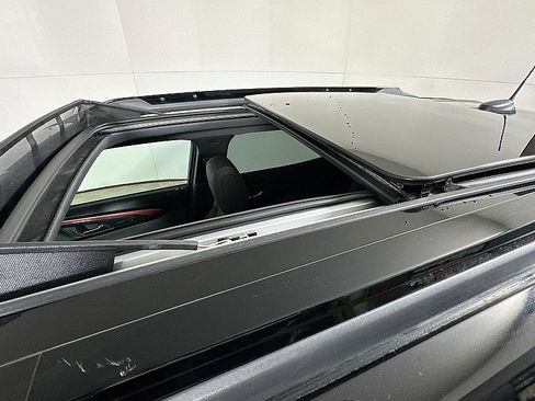 Used 2025 Chevrolet TrailBlazer RS w/ Convenience Package image 15