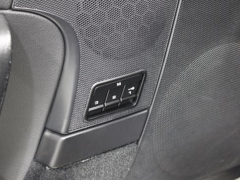 Used 2005 Porsche 911 Carrera image 7