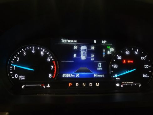 Used 2020 Ford Explorer XLT w/ Equipment Group 202A image 23