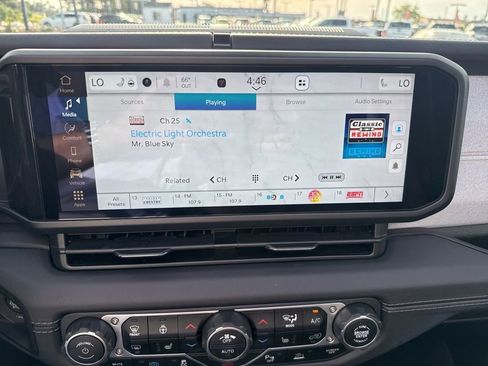 Certified 2025 Jeep Wrangler Unlimited Sahara w/ Safety Group image 23