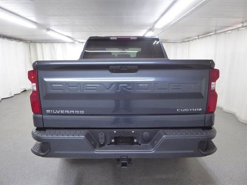 Used 2021 Chevrolet Silverado 1500 Custom image 5