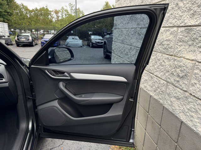 Used 2018 Audi Q3 2.0T Premium FWD image 37