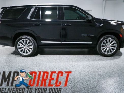 Used 2023 GMC Yukon Denali AWD/4WD image 6