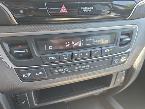 Certified 2024 Honda Ridgeline RTL image 21