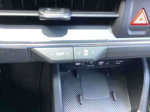 Used 2025 Kia K4 EX image 50