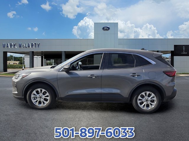 Used 2023 Ford Escape Active FWD image 2