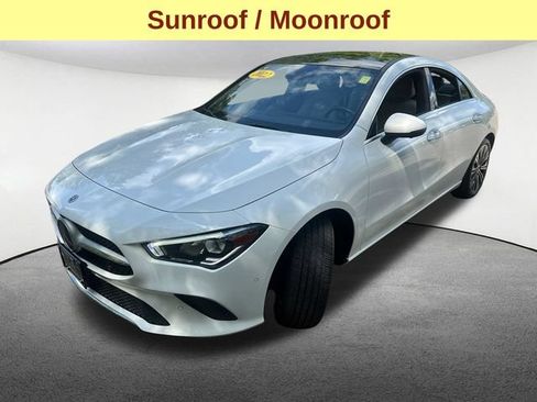 Used 2022 Mercedes-Benz CLA 250 4MATIC image 5
