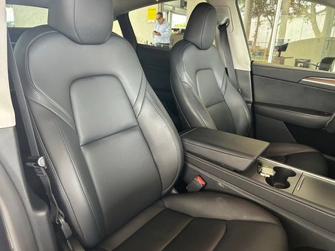 Used 2024 Tesla Model Y Long Range RWD image 22