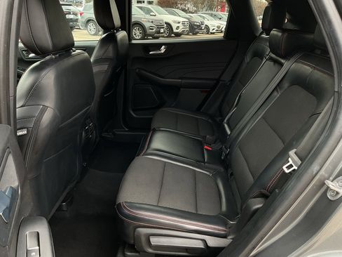 Used 2023 Ford Escape ST-Line image 14