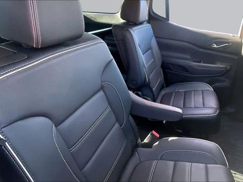 Used 2021 GMC Acadia Denali w/ Denali Ultimate Package AWD/4WD image 20