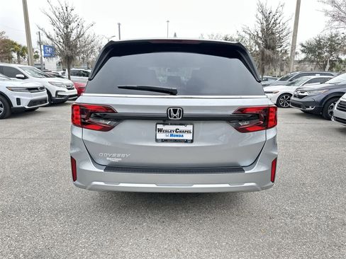 New 2026 Honda Odyssey EX-L image 5