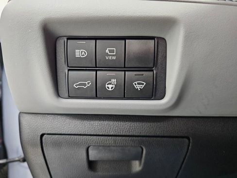 Used 2021 Toyota Highlander Platinum image 28