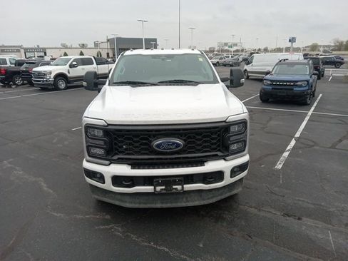 Used 2023 Ford F250 XL w/ STX Appearance Package image 2