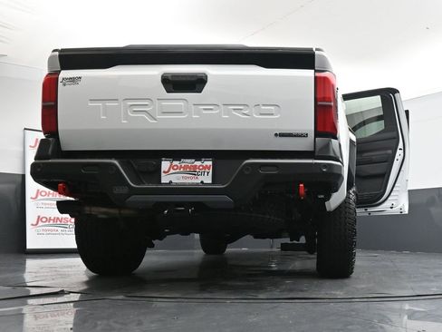 Used 2025 Toyota Tacoma TRD Pro image 43