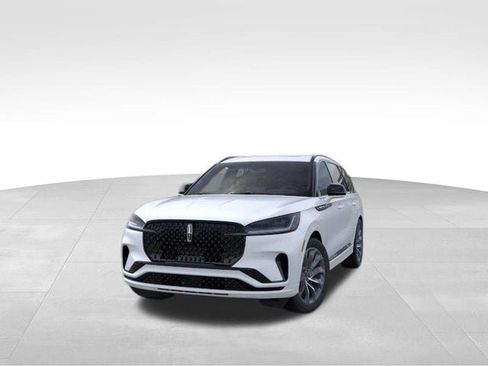 New 2026 Lincoln Aviator AWD w/ Jet Appearance Package image 24
