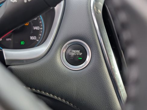 Used 2019 Chevrolet Traverse LT w/ LT Premium Package image 20