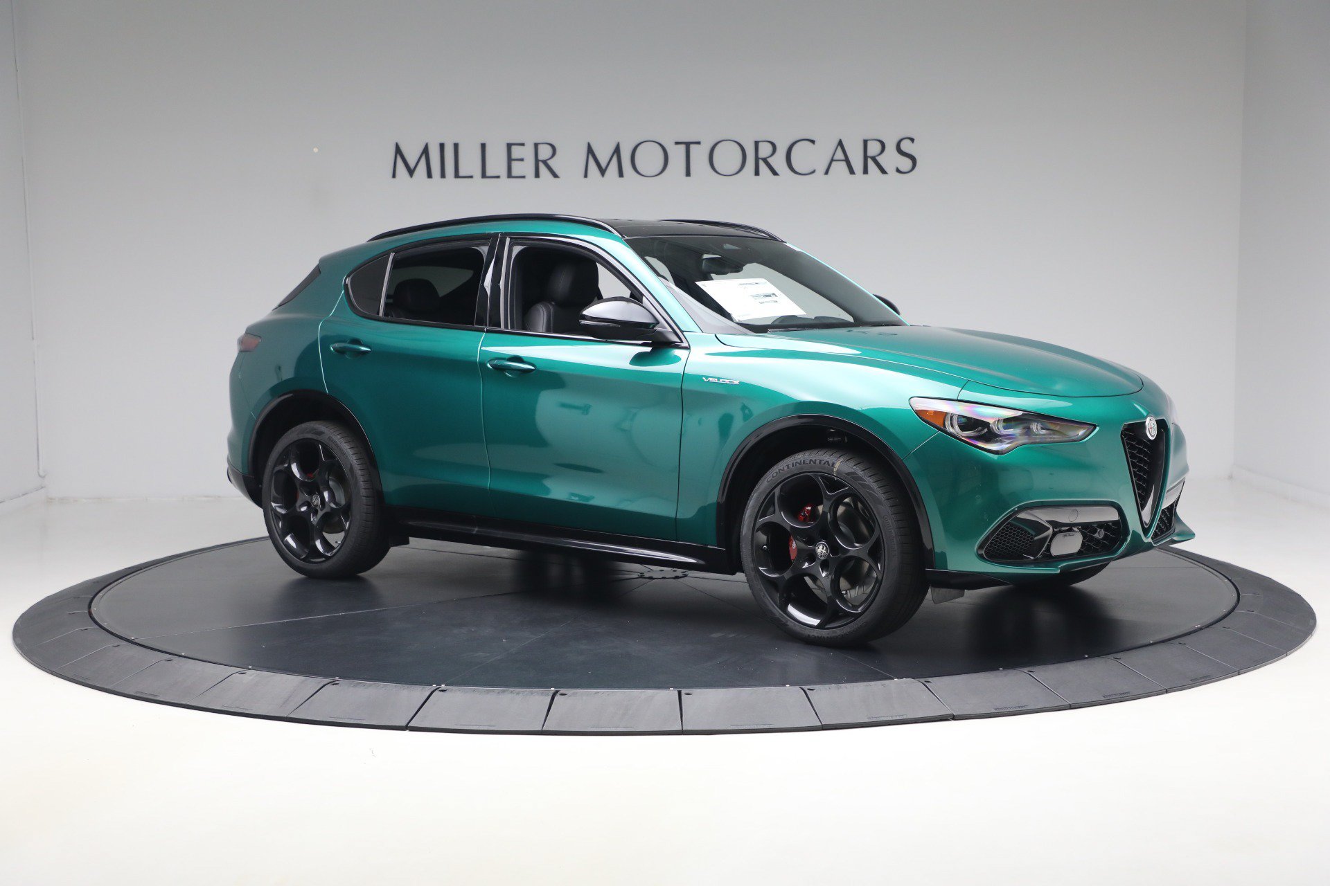 New 2026 Alfa Romeo Stelvio Sprint AWD/4WD image 10