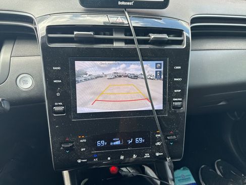 Used 2022 Hyundai Tucson SEL w/ Convenience + Premium Package image 5