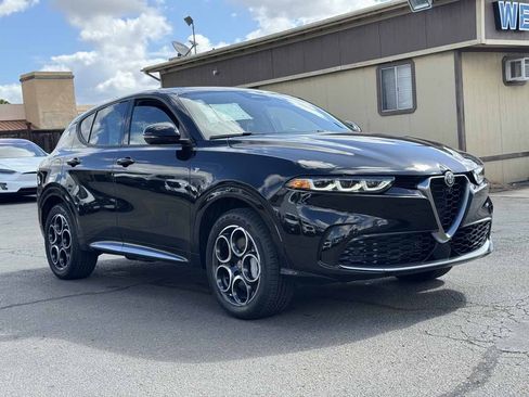 Used 2024 Alfa Romeo Tonale Ti AWD/4WD image 5