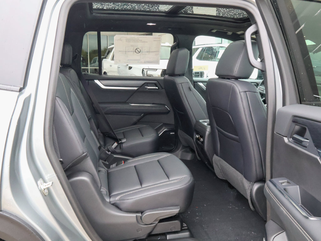 New 2027 GMC Acadia Elevation w/ Elevation Premium Package FWD image 37