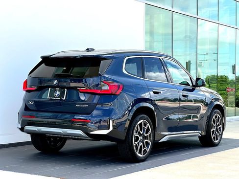 New 2026 BMW X1 xDrive28i w/ Technology Package AWD/4WD image 4