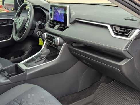 Used 2023 Toyota RAV4 LE image 29