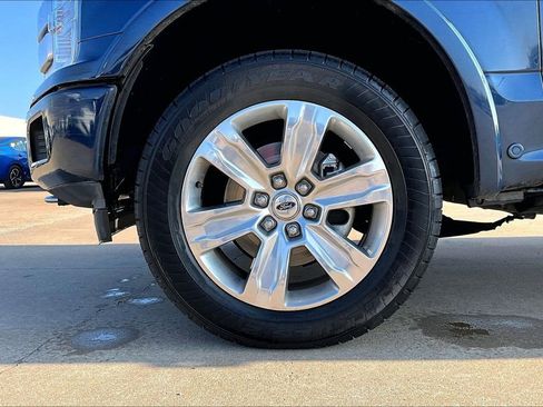 Used 2019 Ford F150 Platinum w/ Equipment Group 701A Luxury image 11