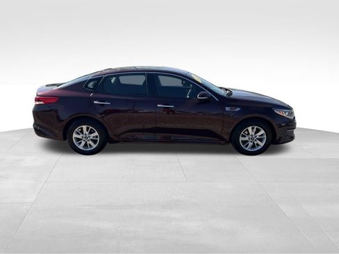 Used 2018 Kia Optima LX FWD image 7