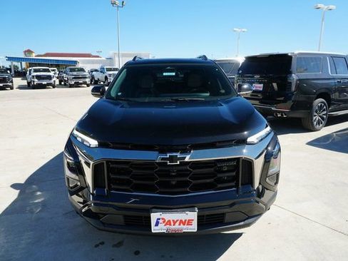 New 2026 Chevrolet Equinox ACTIV image 2