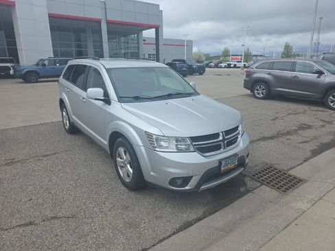 Used 2011 Dodge Journey Mainstreet w/ Popular Equipment Group AWD/4WD image 5