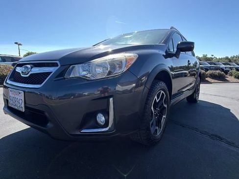 Used 2016 Subaru Crosstrek 2.0i Premium AWD/4WD image 9