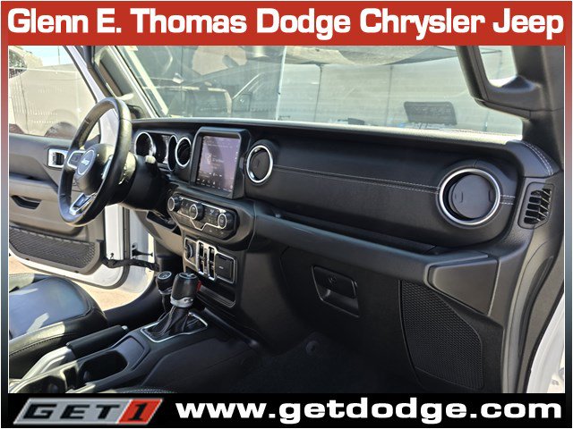 Used 2023 Jeep Wrangler Unlimited Sahara w/ Cold Weather Group AWD/4WD image 35