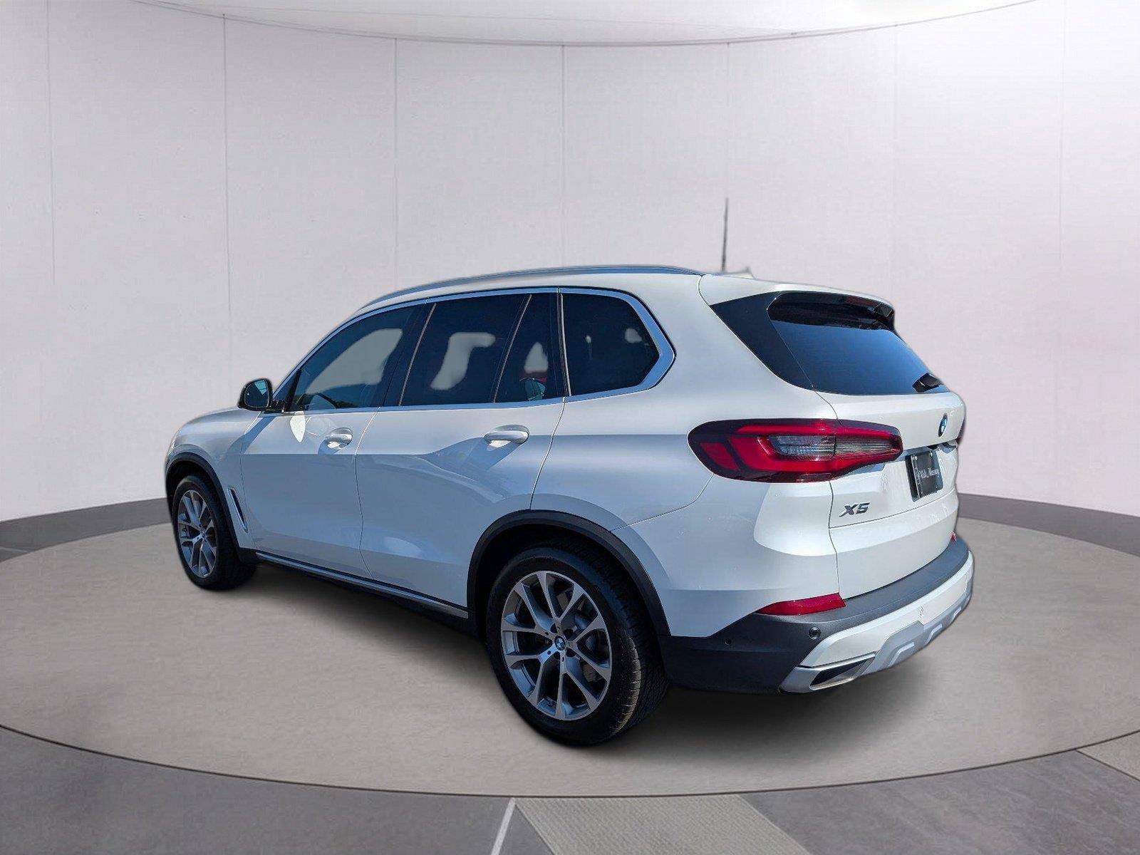 Used 2021 BMW X5 sDrive40i w/ Premium Package RWD image 5