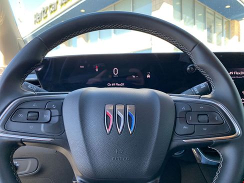 Used 2025 Buick Encore GX Preferred image 27