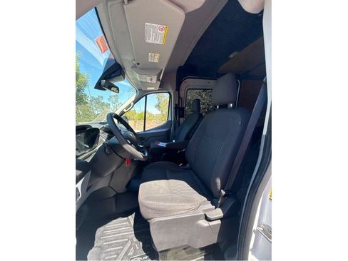 Used 2019 Ford Transit 250 148 Medium Roof RWD image 11