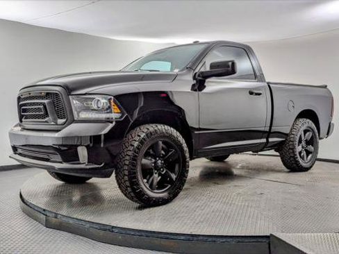Used 2014 RAM 1500 Express image 2