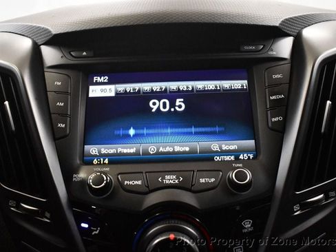 Used 2016 Hyundai Veloster Turbo image 32