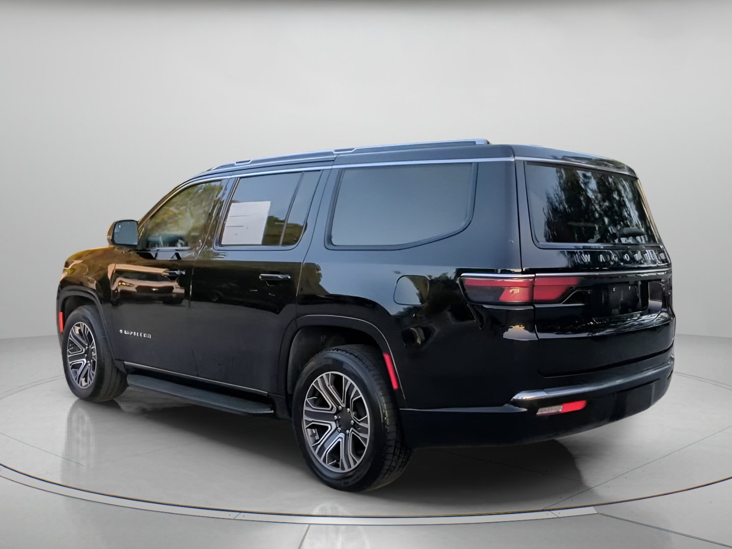 Used 2024 Jeep Wagoneer Series II AWD/4WD image 20