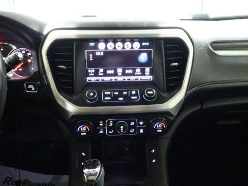 Used 2017 GMC Acadia SLT image 13